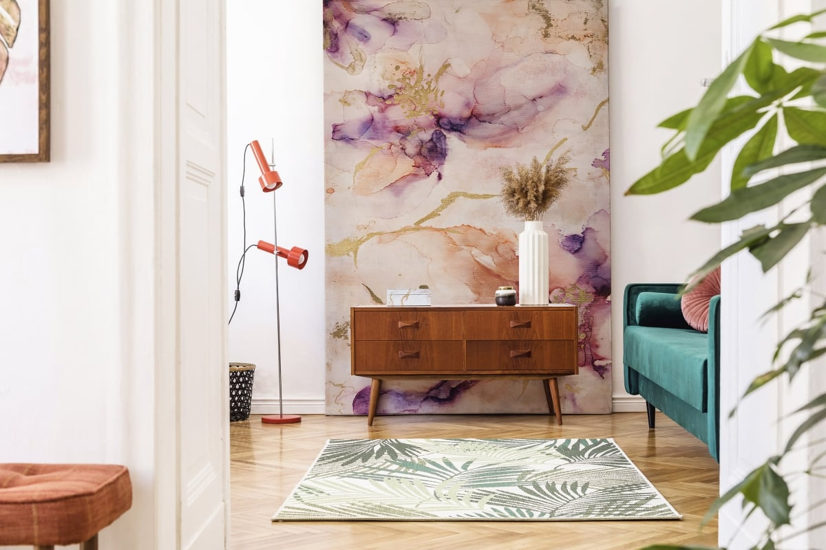 tapeta na wymiar WallArt do salonu – motyw akwarelowych kwiatów w odcieniach beżu różu i fioletu