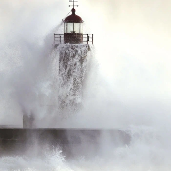 84269216 – fototapeta Phare De Felgueiras Rivage