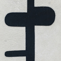 czarny