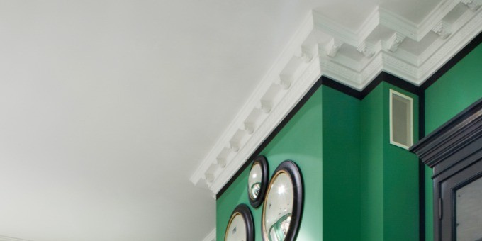 C307 - Listwa sufitowa z ornamentacją Orac – Orac Decor – aranżacja wnętrza