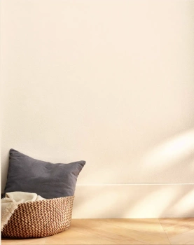 OC-78 Parchment Benjamin Moore
