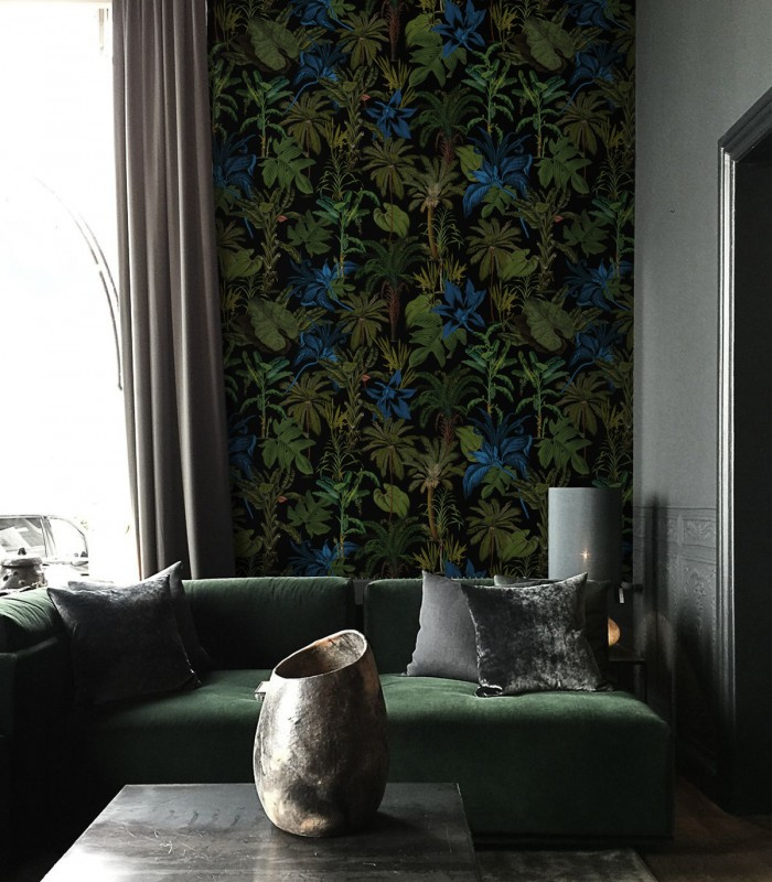 Tapeta Thick forest Wallcolors w aranżacji salonu