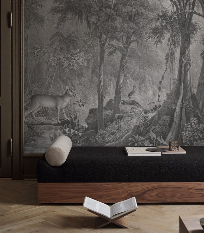 Tapeta Jungle Cat Wallcolors we wnętrzu salonu