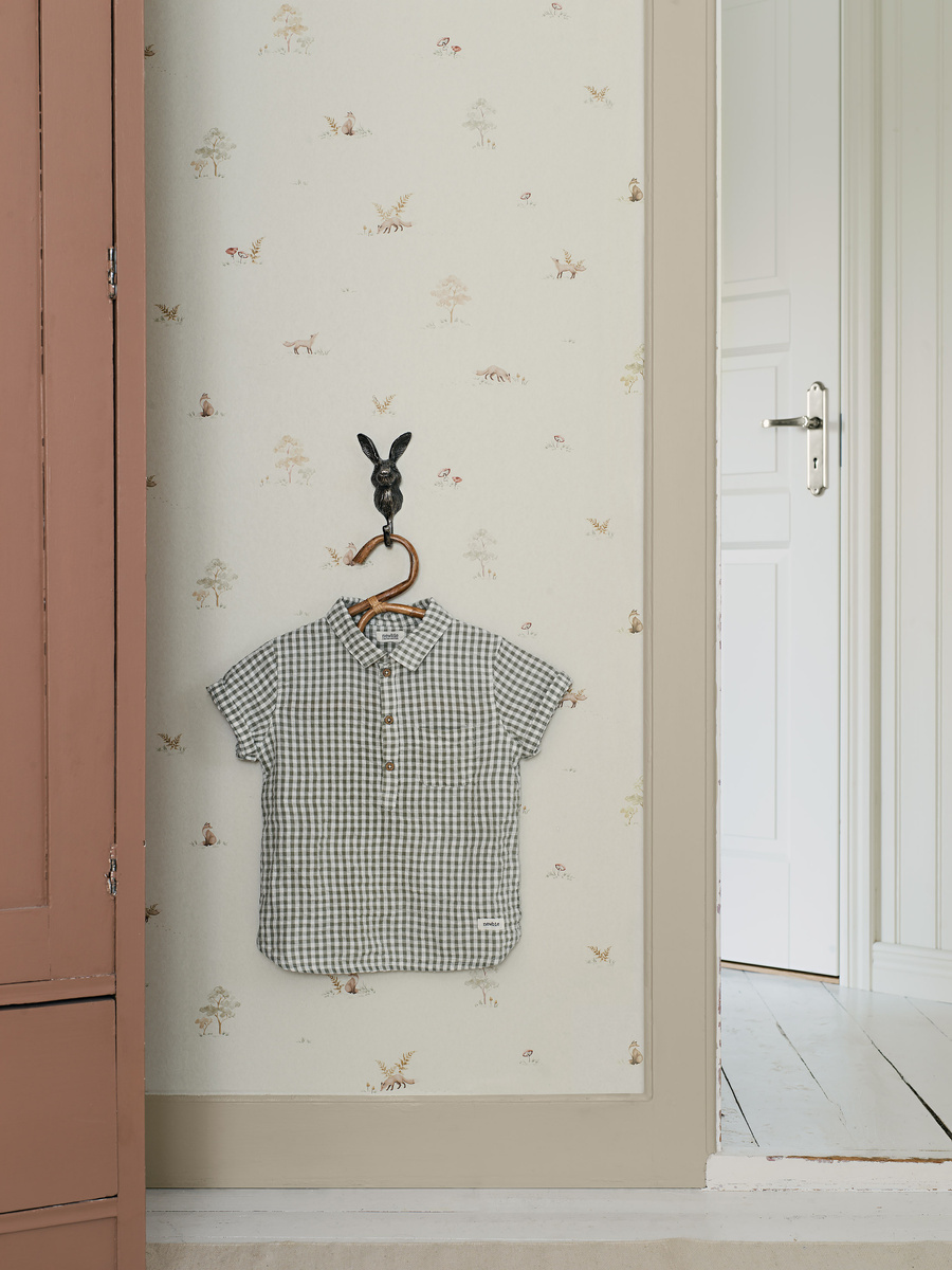 6923 – tapeta Little Fox Newbie Wallpaper II – BorasTapeter – zdjęcie produktu