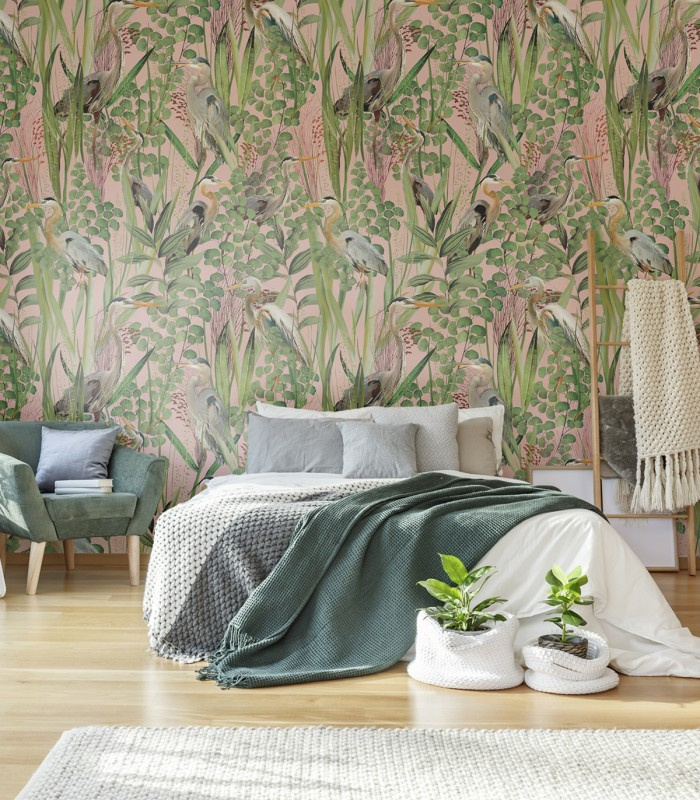Tapeta Herons Wallcolors na ścianie w jasnej sypialni