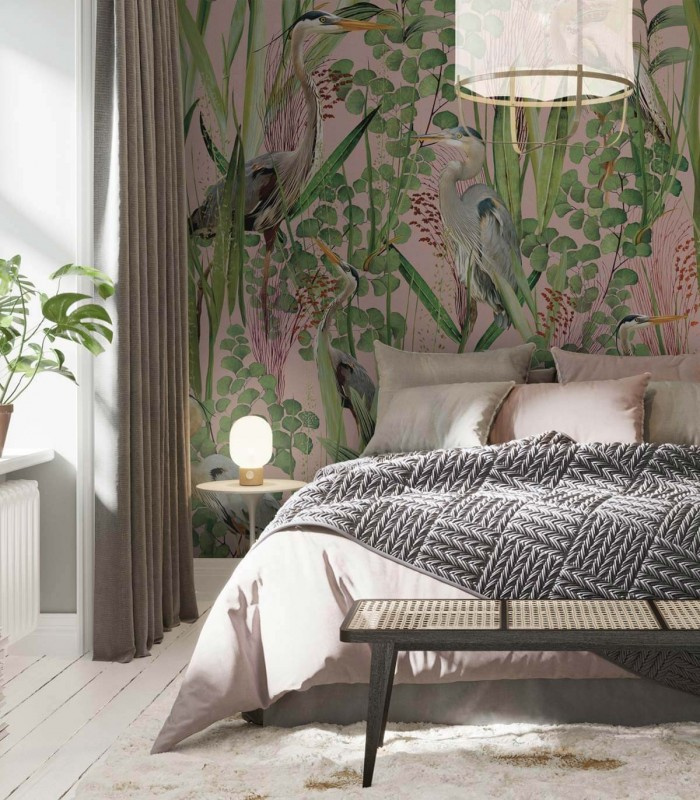 Tapeta Herons Wallcolors z motywem czapli na ścianie w sypialni
