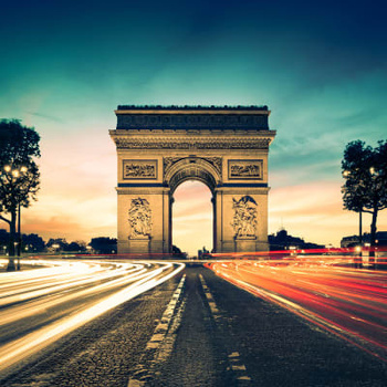 R10691 – fototapeta Arc de Triomphe Rebel Walls