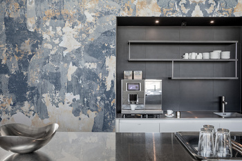 R12791 Battered Wall - Fototapeta RebelWalls