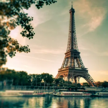 R10661 – fototapeta Paris Rebel Walls