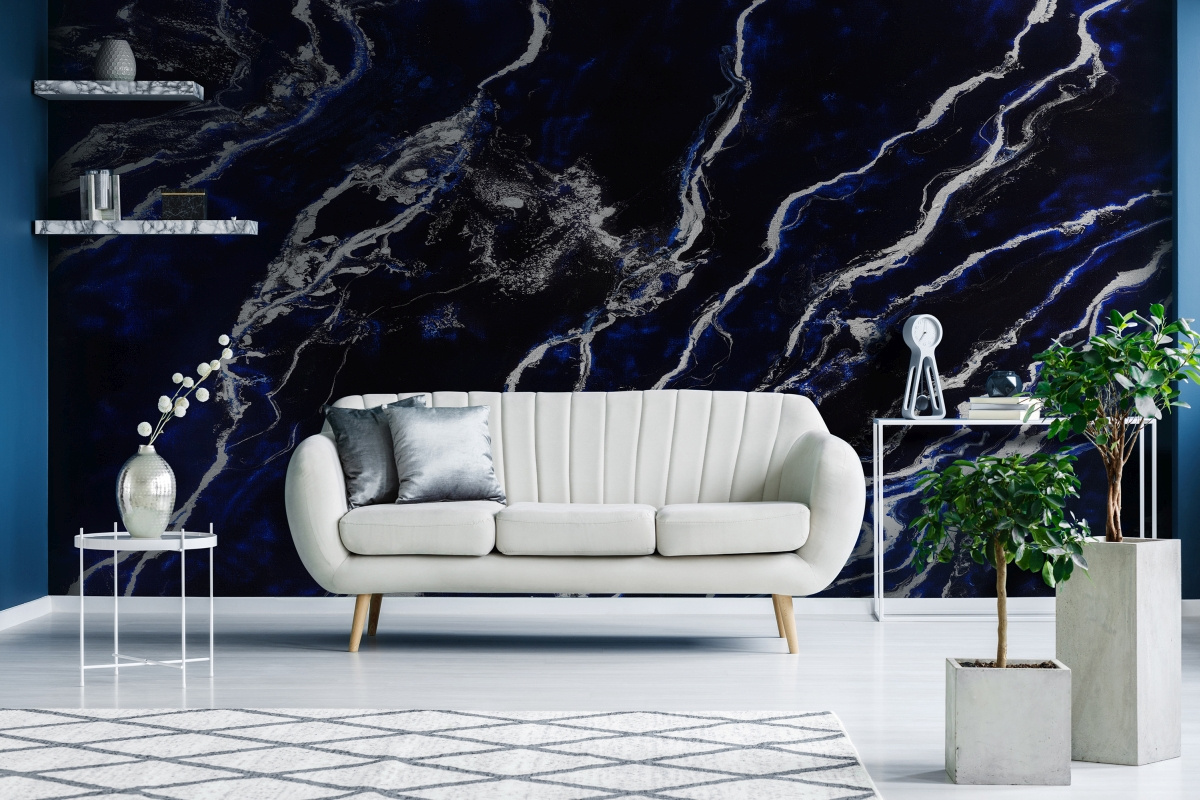 Tapeta na wymiar WallArt do salonu – abstrakcyjny wzór Hades w odcieniach granatu i bieli