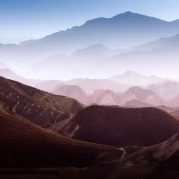 R13281 – fototapeta Gradient Mountains Rebel Walls