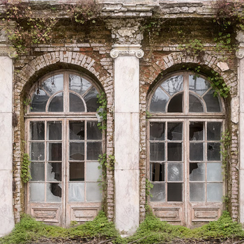 R16031 – fototapeta Ruin Romance Rebel Walls