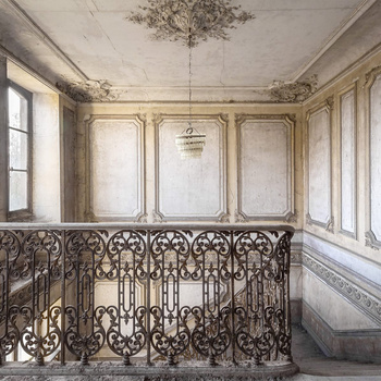 R15681 – fototapeta Staircase Rebel Walls